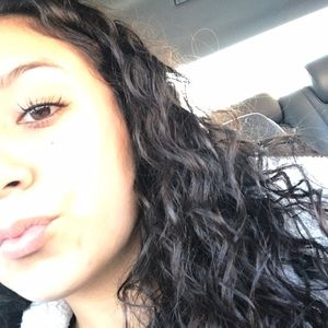 Meet your Posher, Kaylee